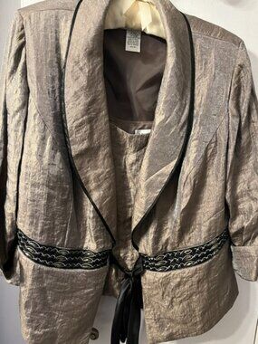 J.R. Nites by Carol Lin 2-Pc Taupe Metallic Dressy Jacket /Matching Tank Size 16